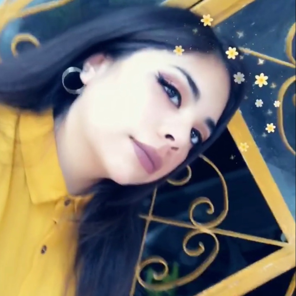 Meet your Posher, Izzy